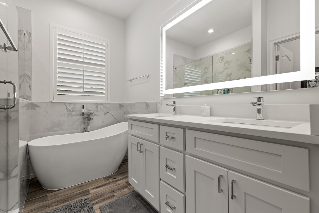 Property p6 image 41